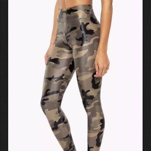KORA Lustrous legging camouflaged small